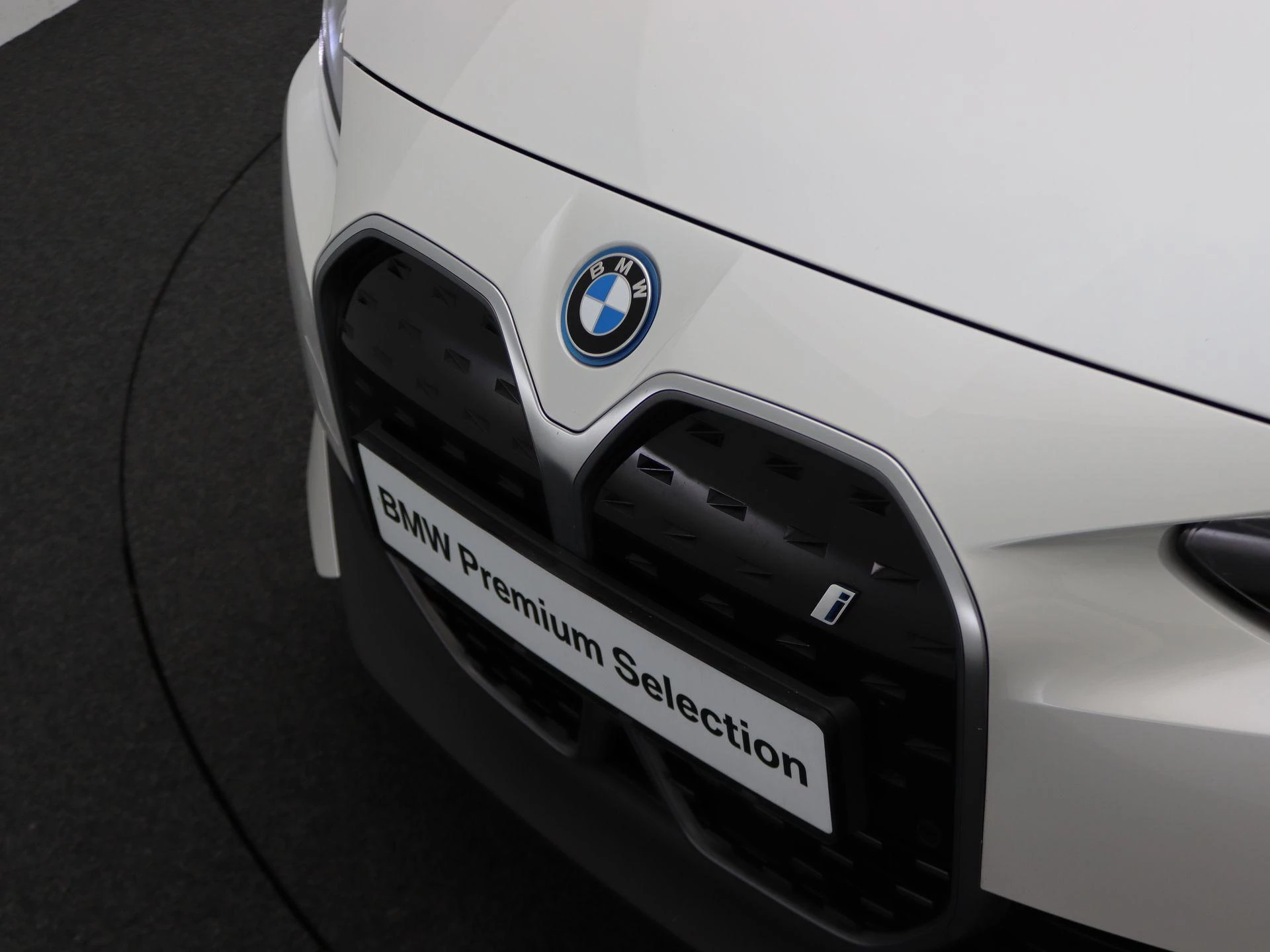 Hoofdafbeelding BMW i4