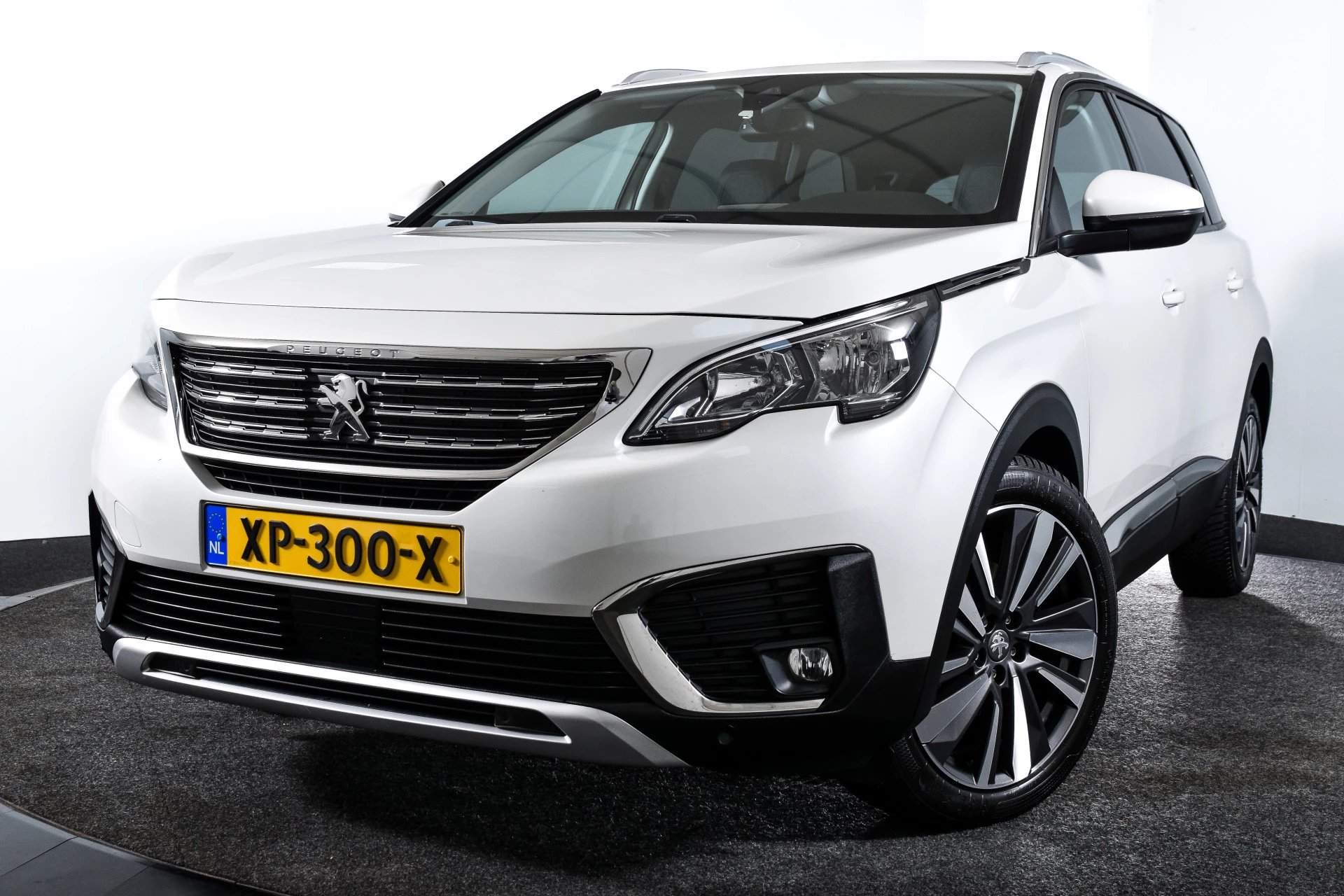 Hoofdafbeelding Peugeot 5008