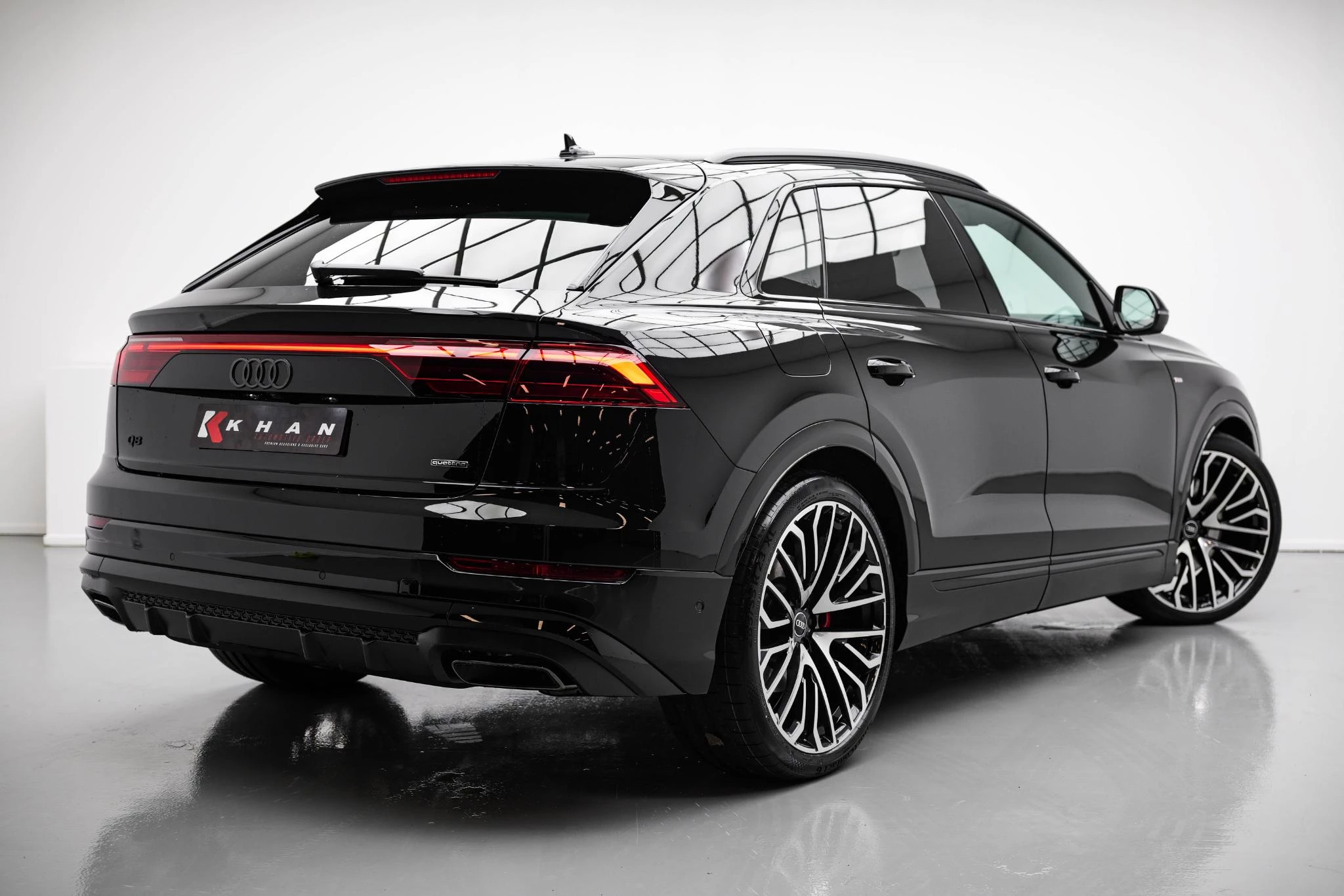 Hoofdafbeelding Audi Q8