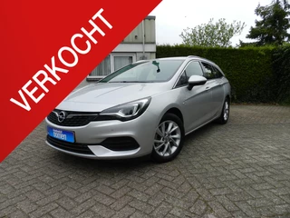 Opel Astra Sports Tourer 1.2 Elegance Trekhaak - Park Camera - Park sens. V & A - Apple Carplay - LED koplampen - Dodehoekdetectie - Automatisch grootlicht