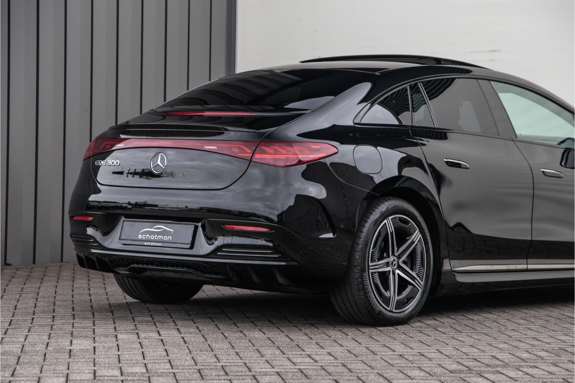 Hoofdafbeelding Mercedes-Benz EQE