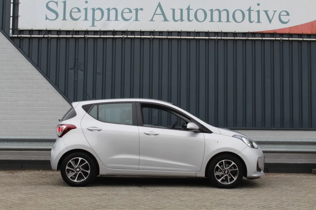 Hoofdafbeelding Hyundai i10