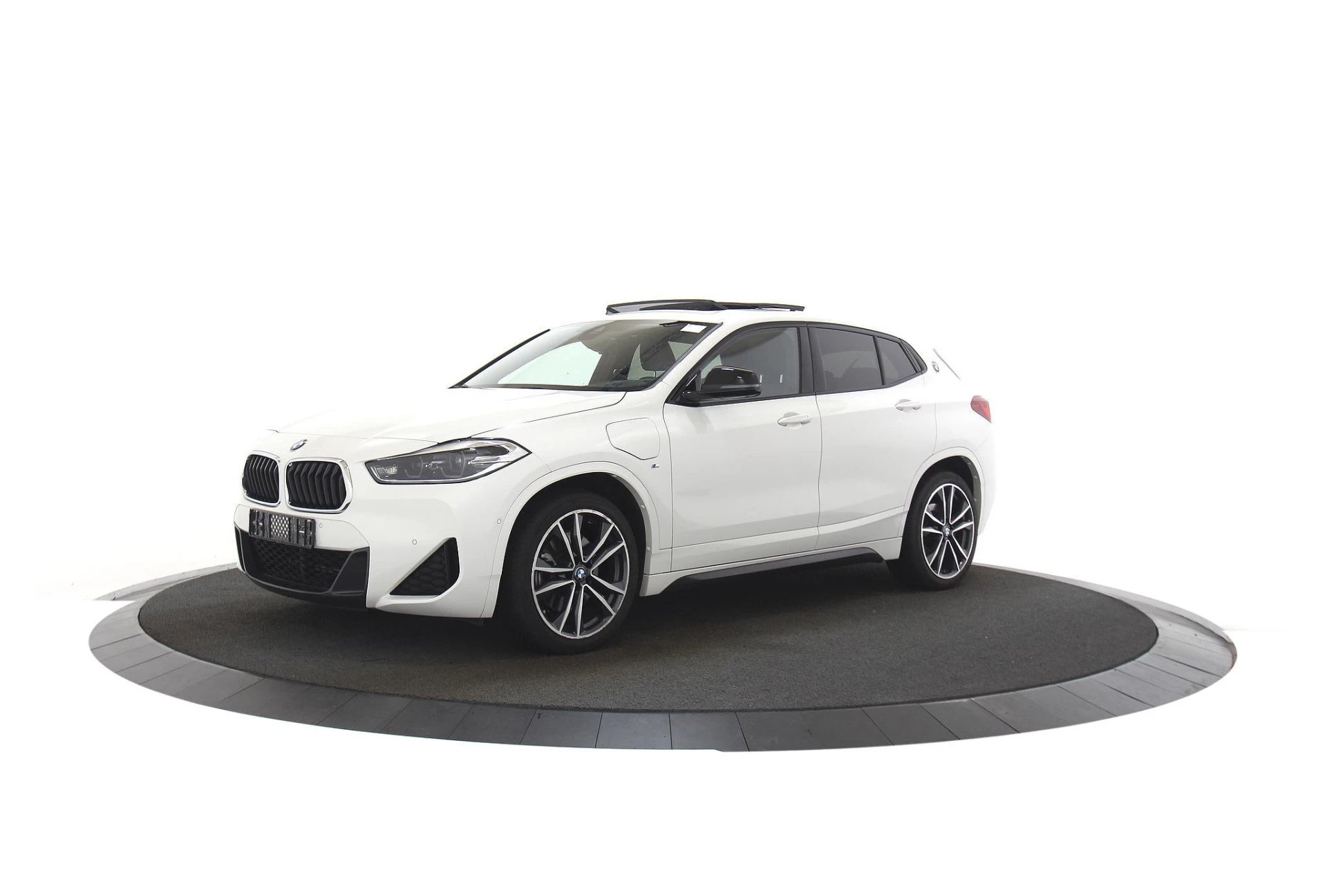 Hoofdafbeelding BMW X2