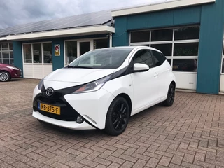 Hoofdafbeelding Toyota Aygo Toyota Aygo 1,0VVT-i X-play