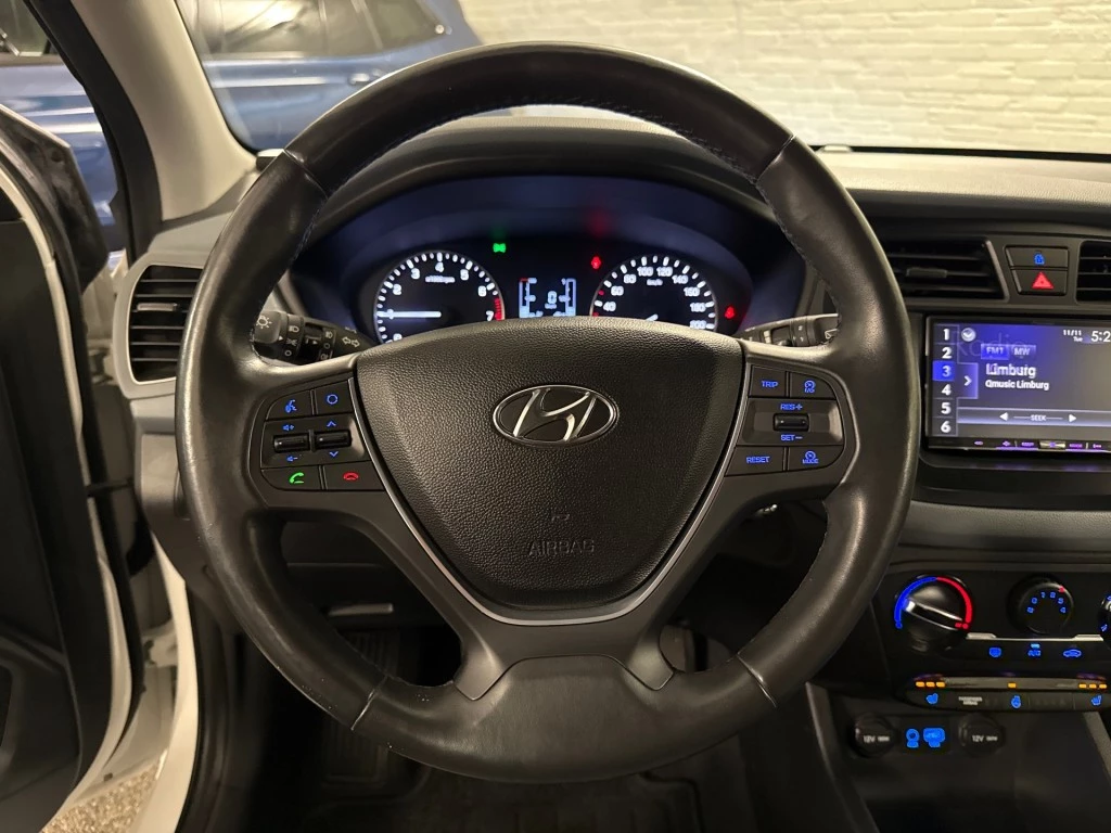 Hoofdafbeelding Hyundai i20