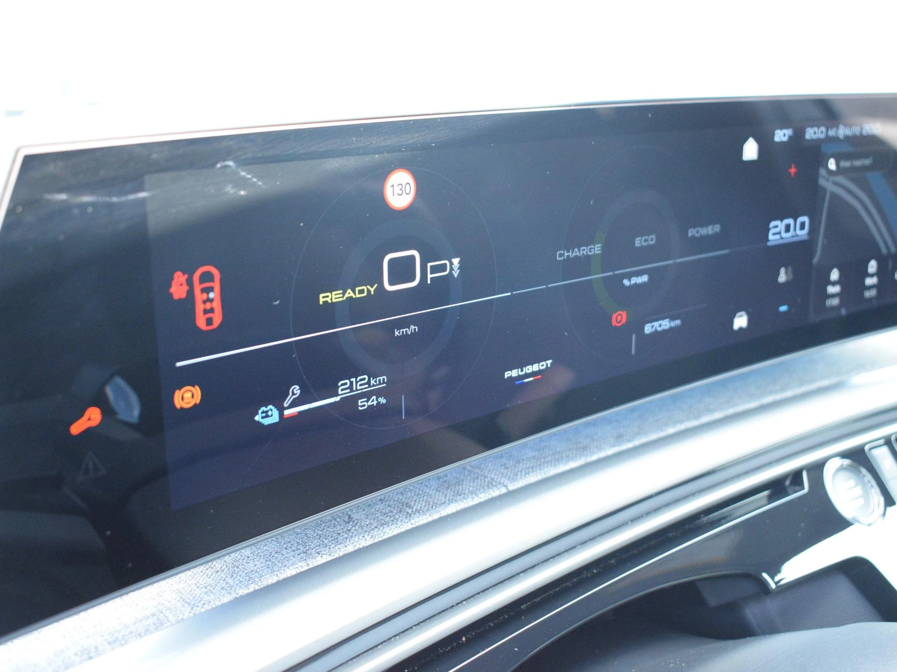 Hoofdafbeelding Peugeot e-3008