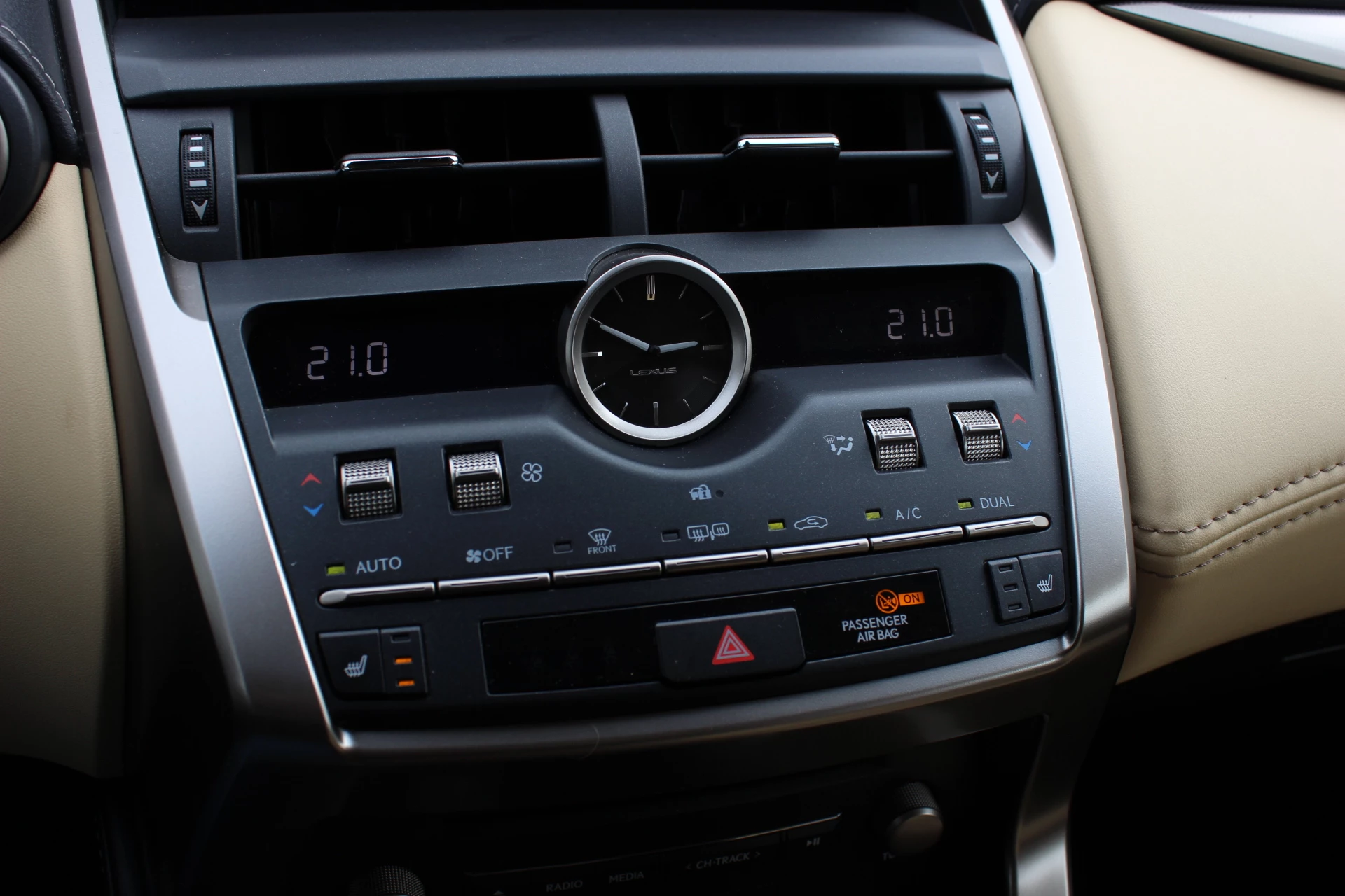 Hoofdafbeelding Lexus NX