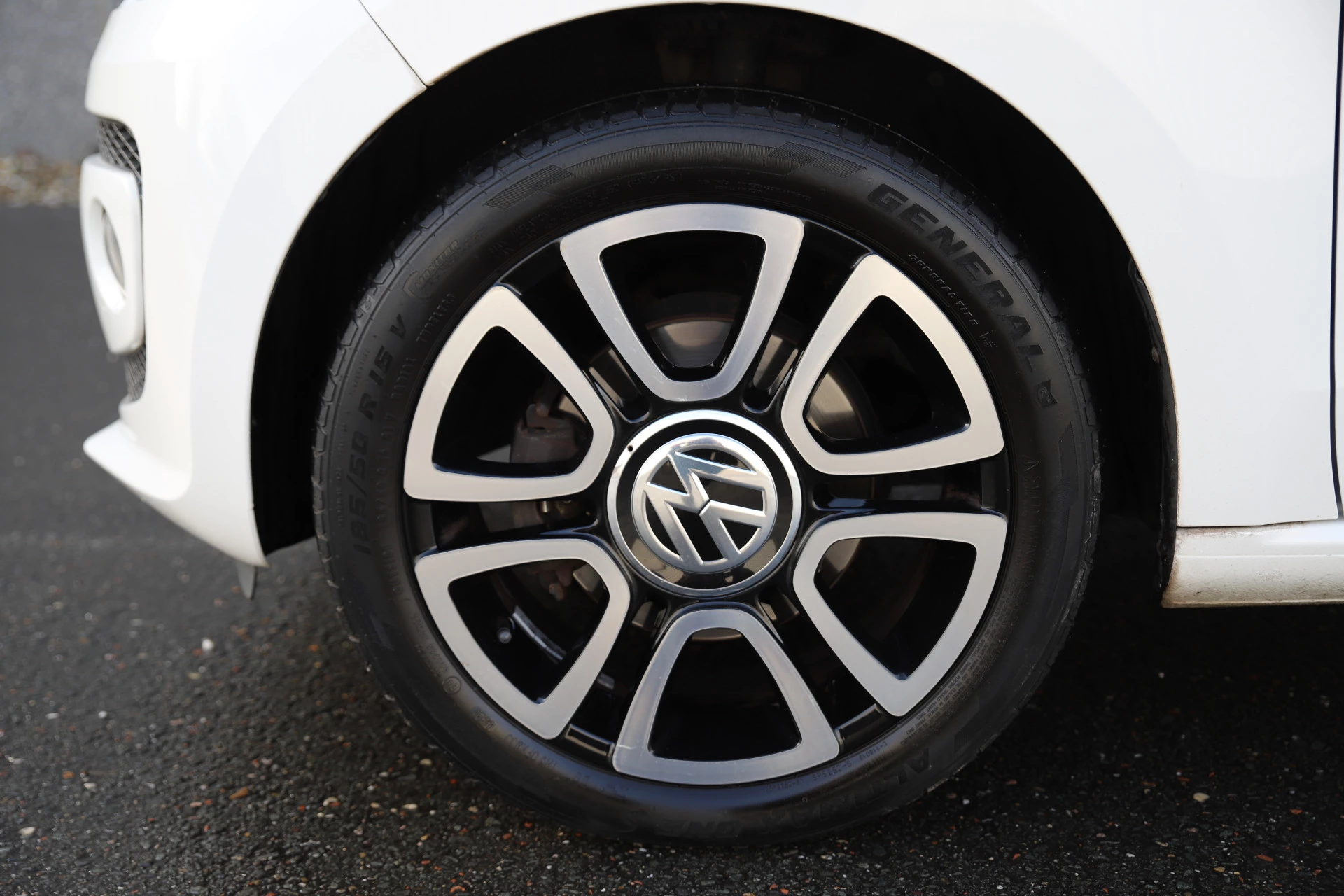 Hoofdafbeelding Volkswagen up!