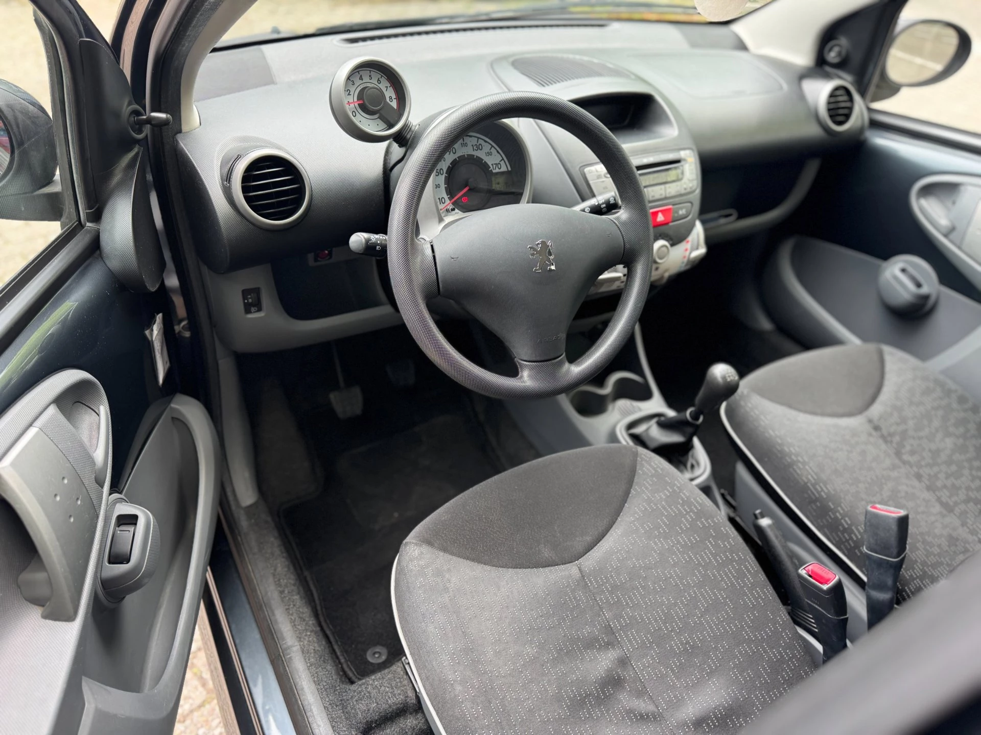 Hoofdafbeelding Peugeot 107