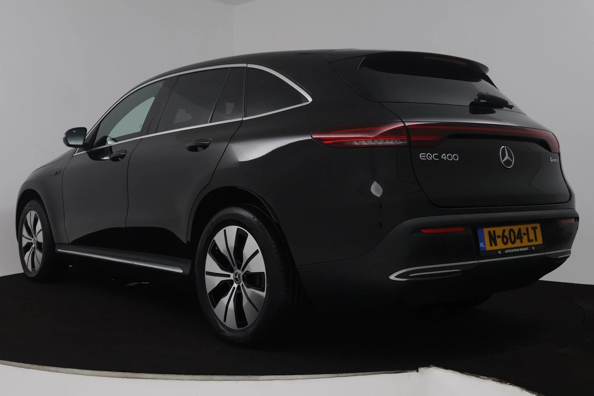 Hoofdafbeelding Mercedes-Benz EQC