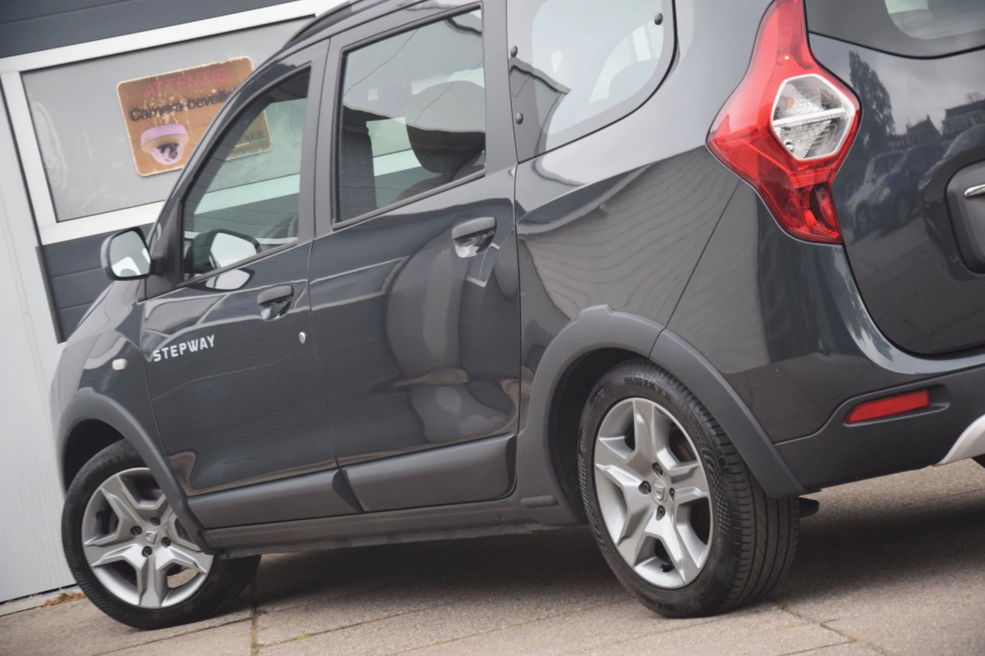 Hoofdafbeelding Dacia Lodgy