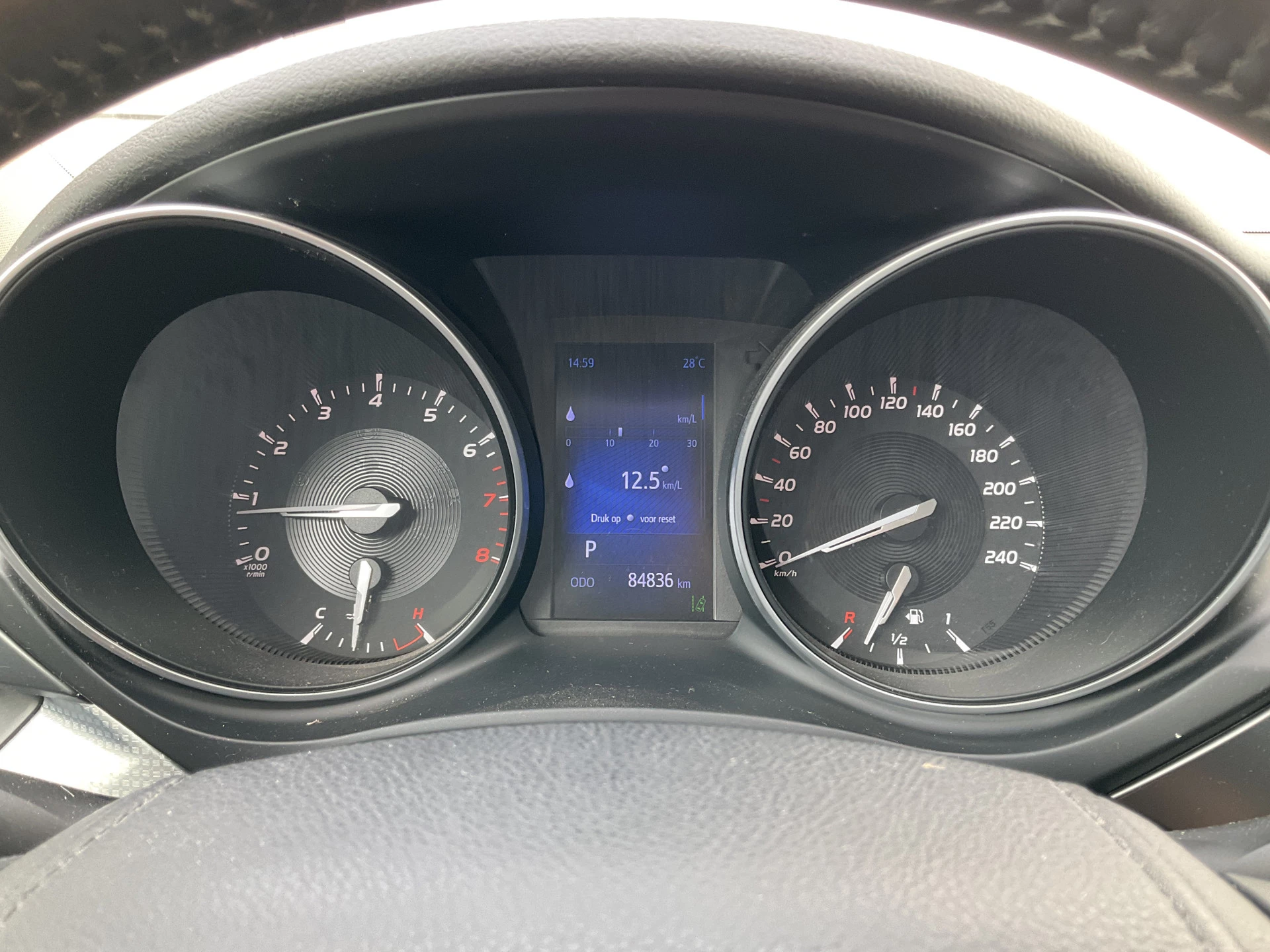Hoofdafbeelding Toyota Avensis