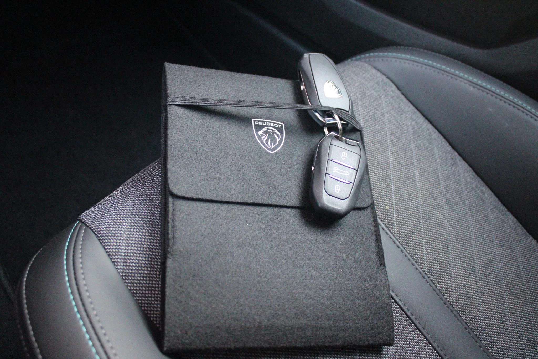 Hoofdafbeelding Peugeot 408