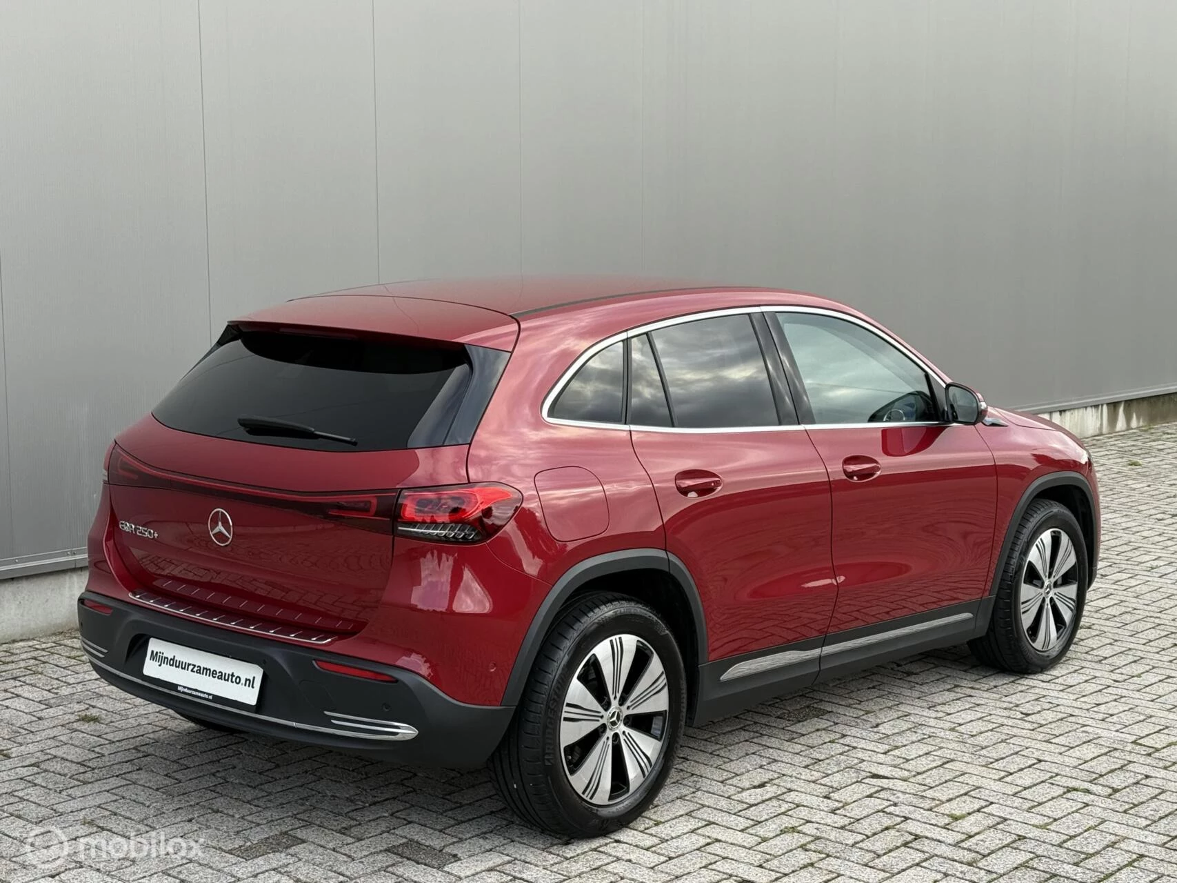 Hoofdafbeelding Mercedes-Benz EQA