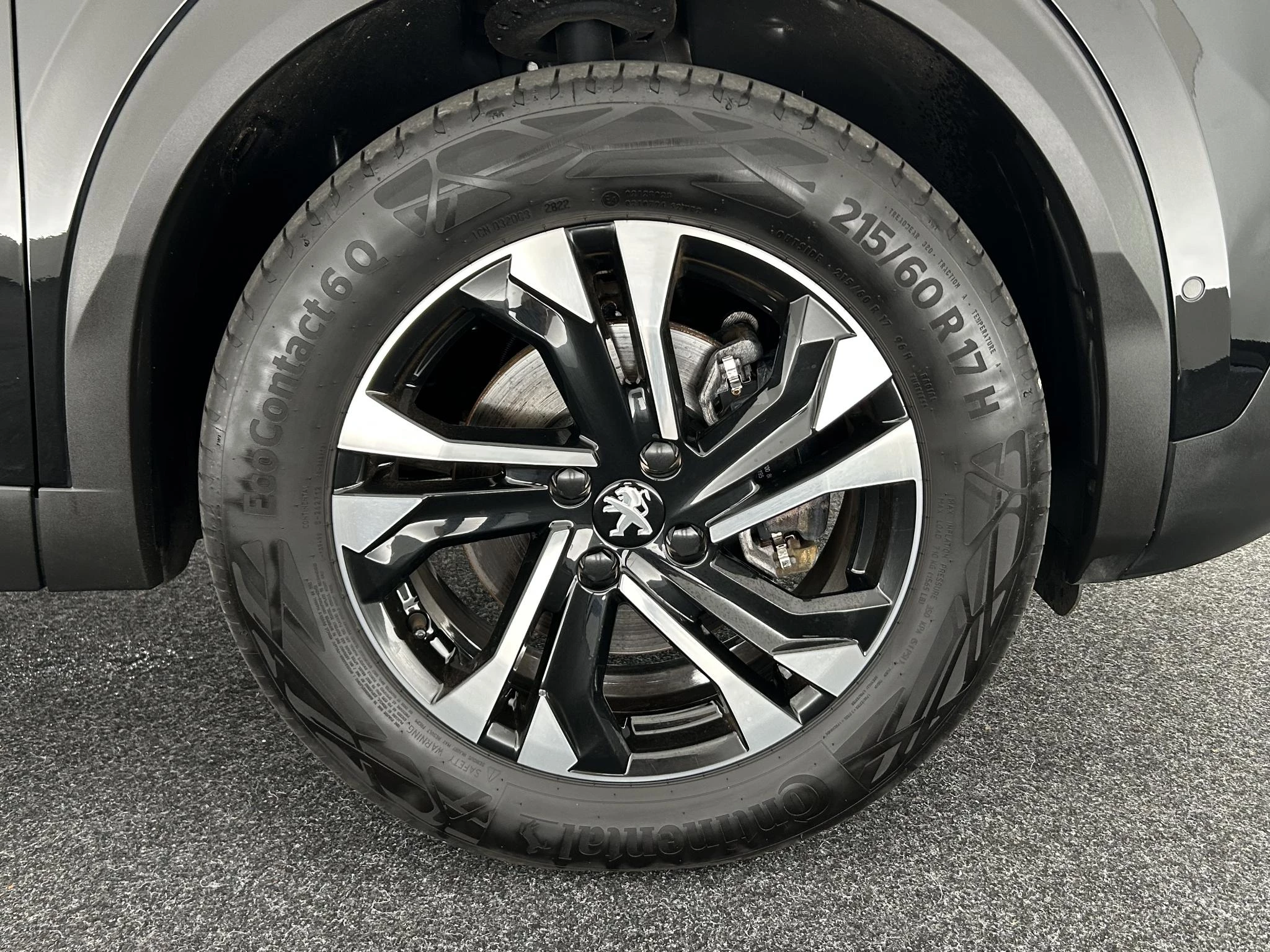 Hoofdafbeelding Peugeot e-2008