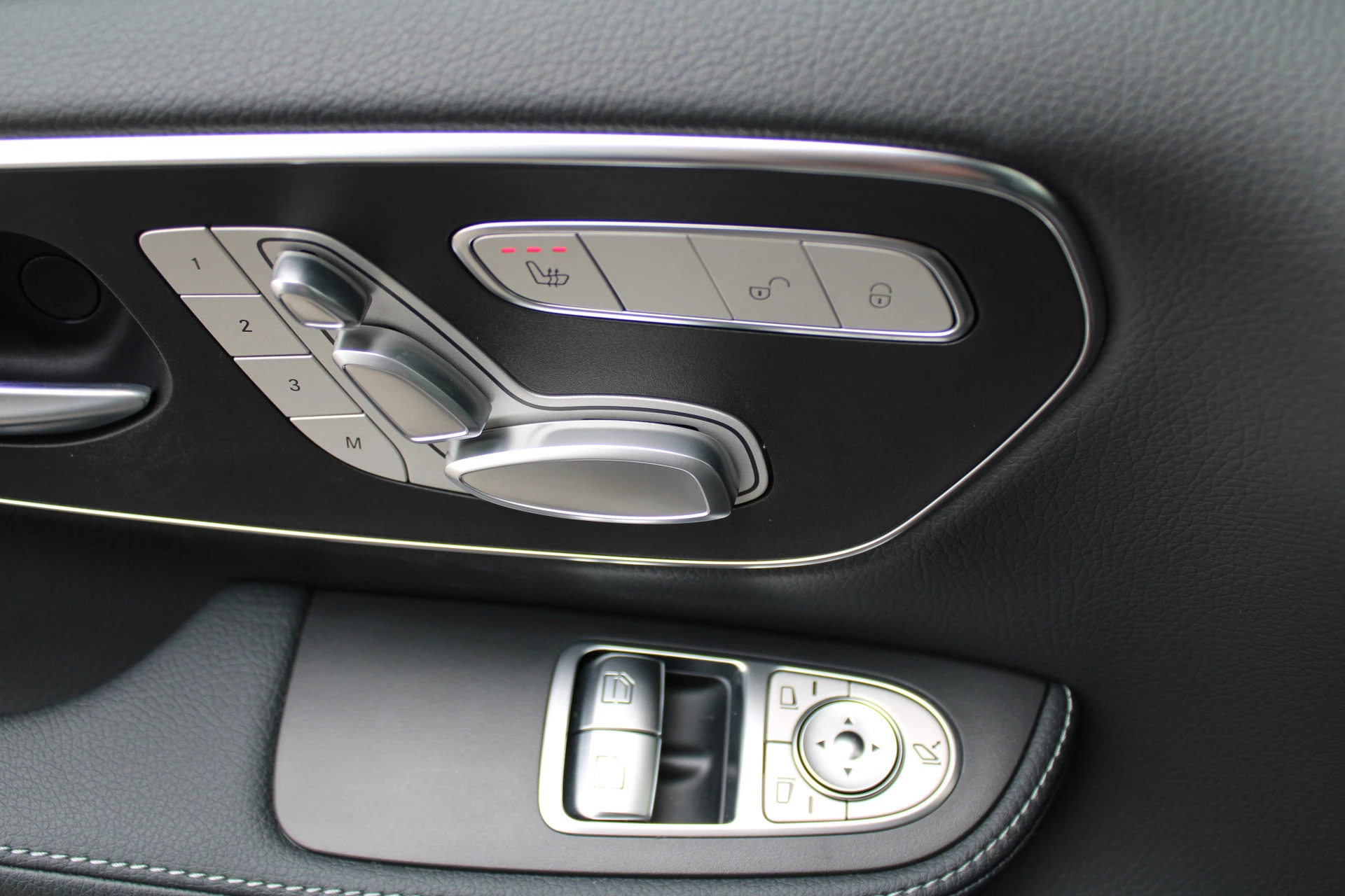 Hoofdafbeelding Mercedes-Benz EQV