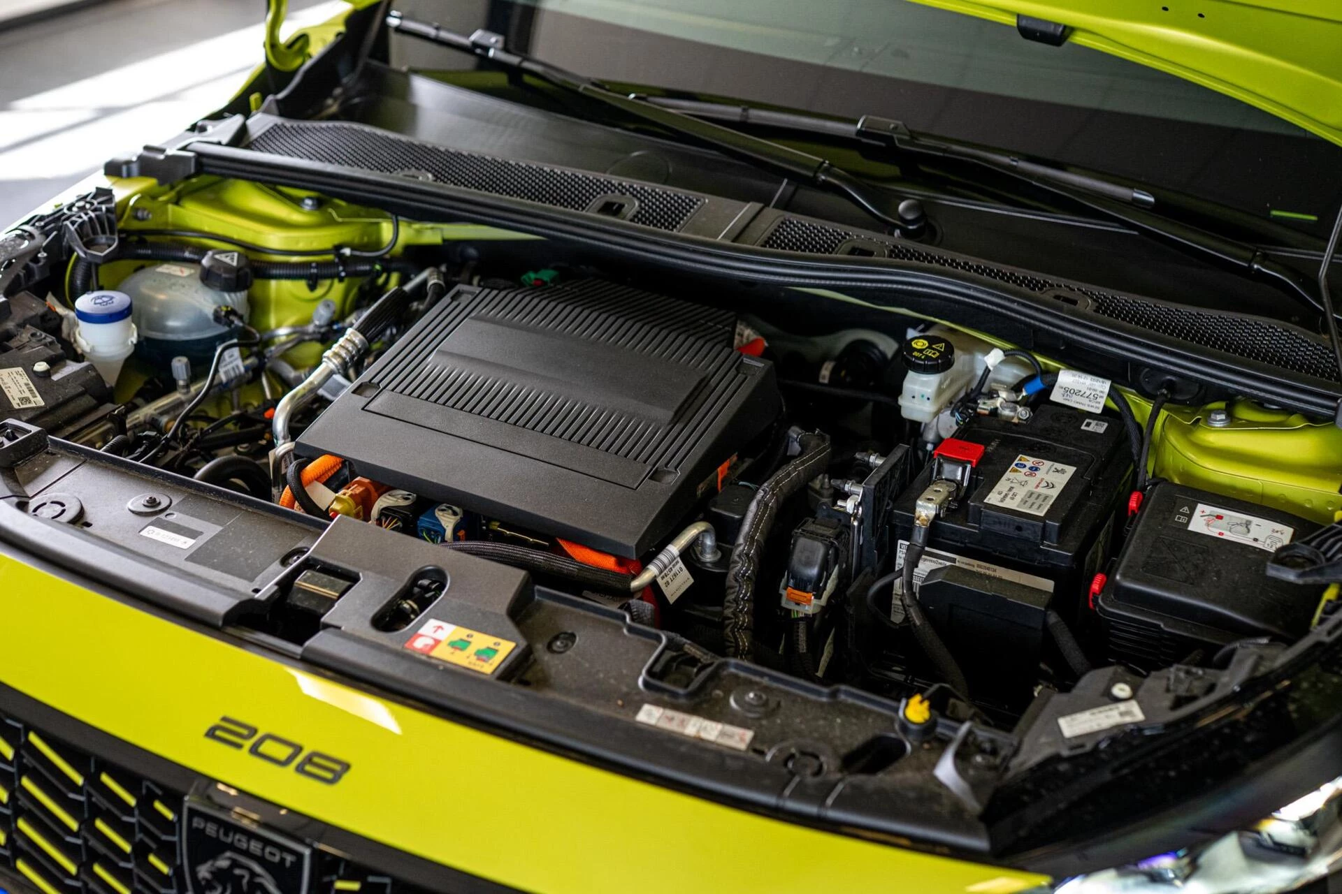 Hoofdafbeelding Peugeot e-208