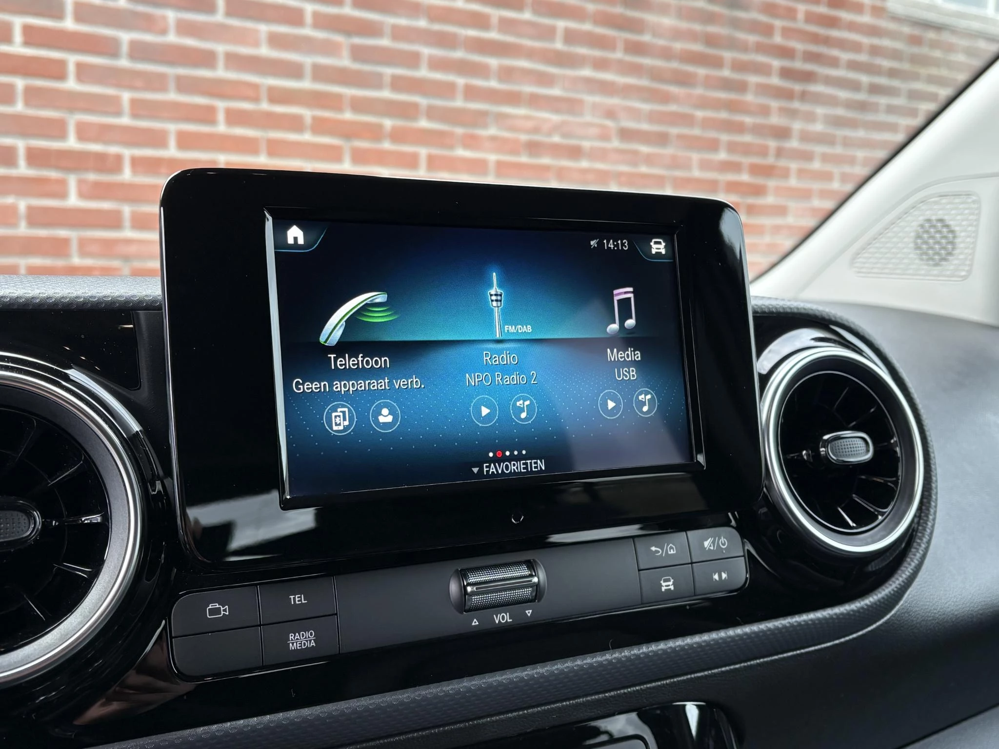 Hoofdafbeelding Mercedes-Benz EQT