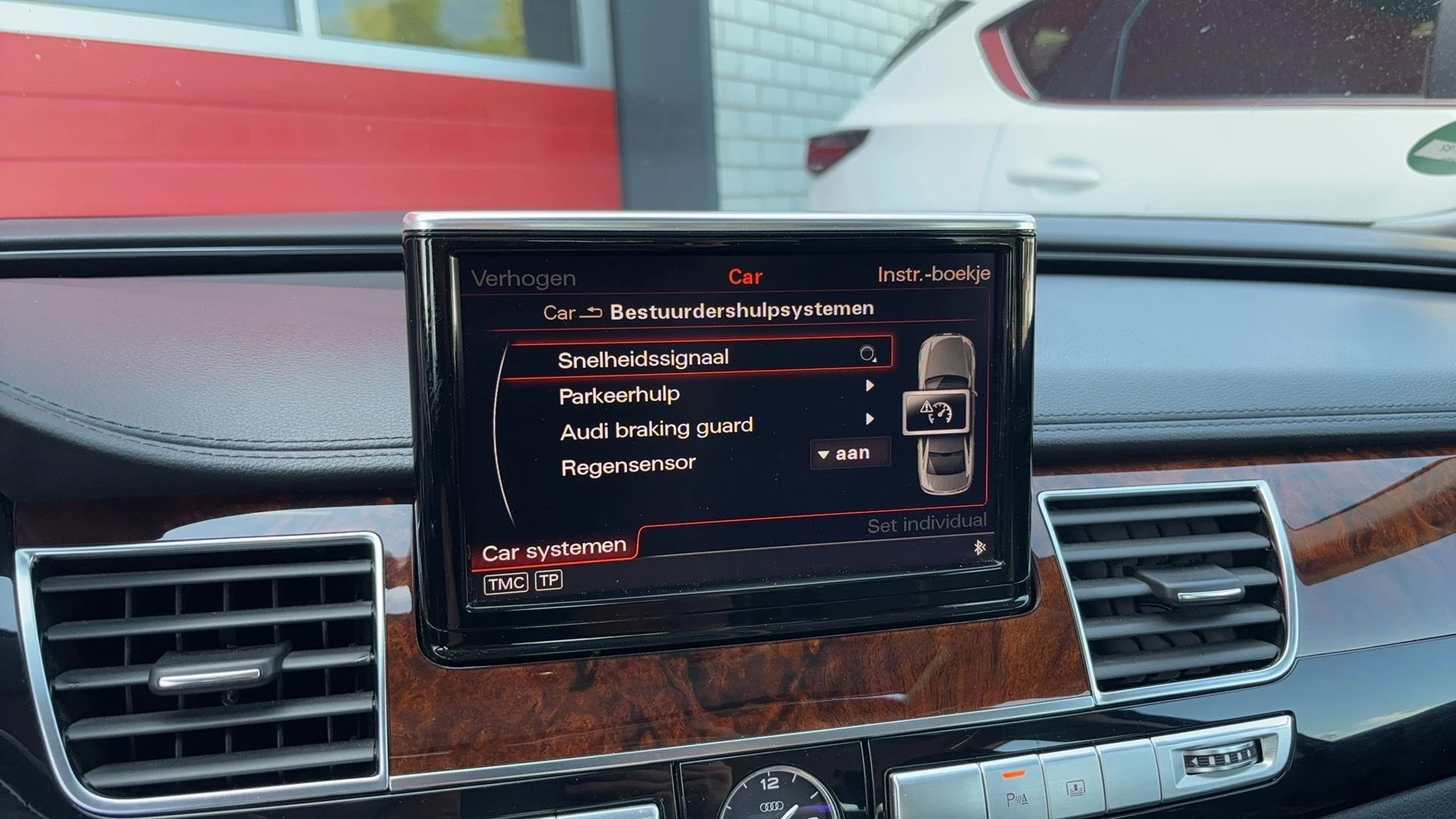 Hoofdafbeelding Audi A8