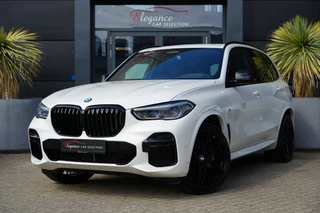 BMW X5 M50i High Executive 531pk Panoramadak/Stoelverwarming/360Camera