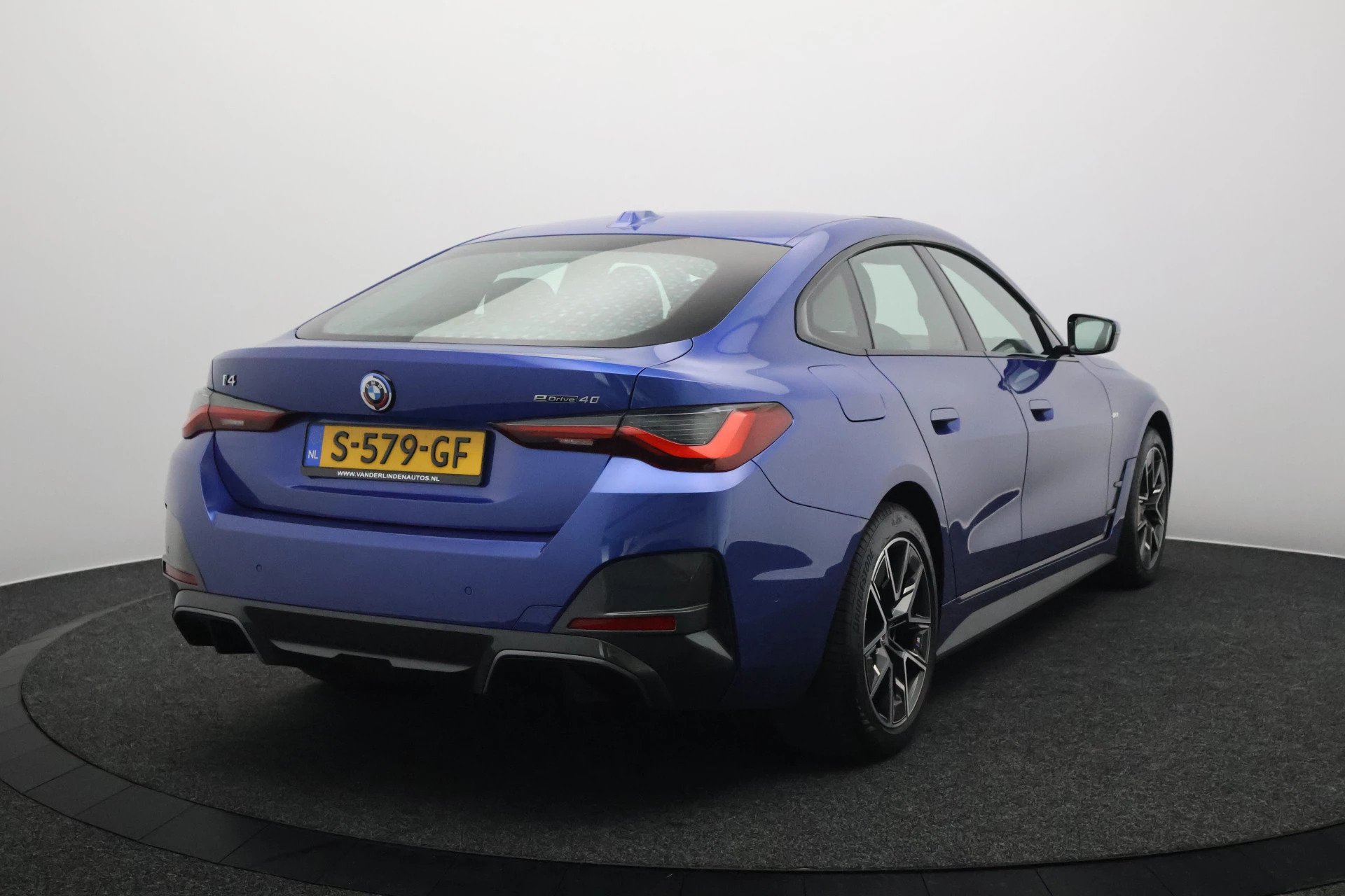 Hoofdafbeelding BMW i4