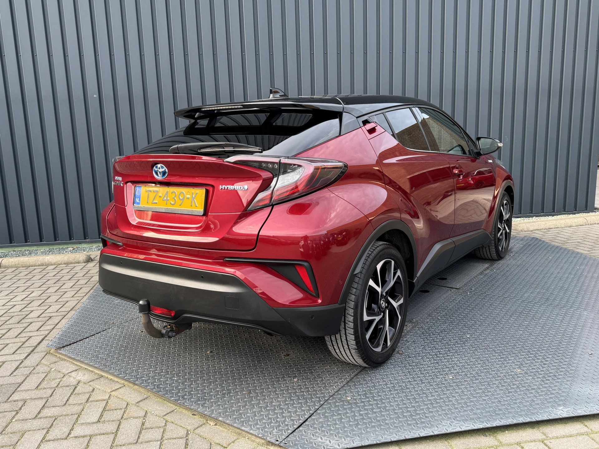 Hoofdafbeelding Toyota C-HR