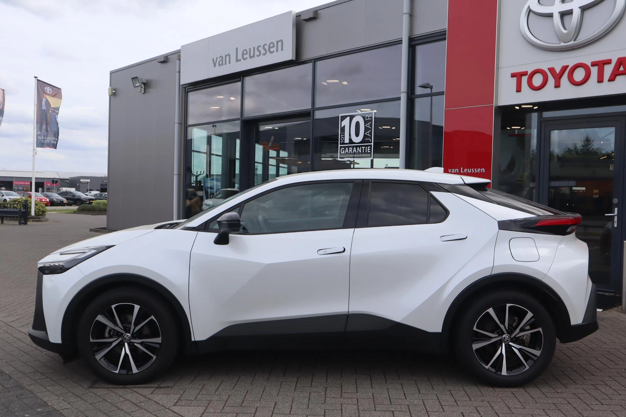 Hoofdafbeelding Toyota C-HR