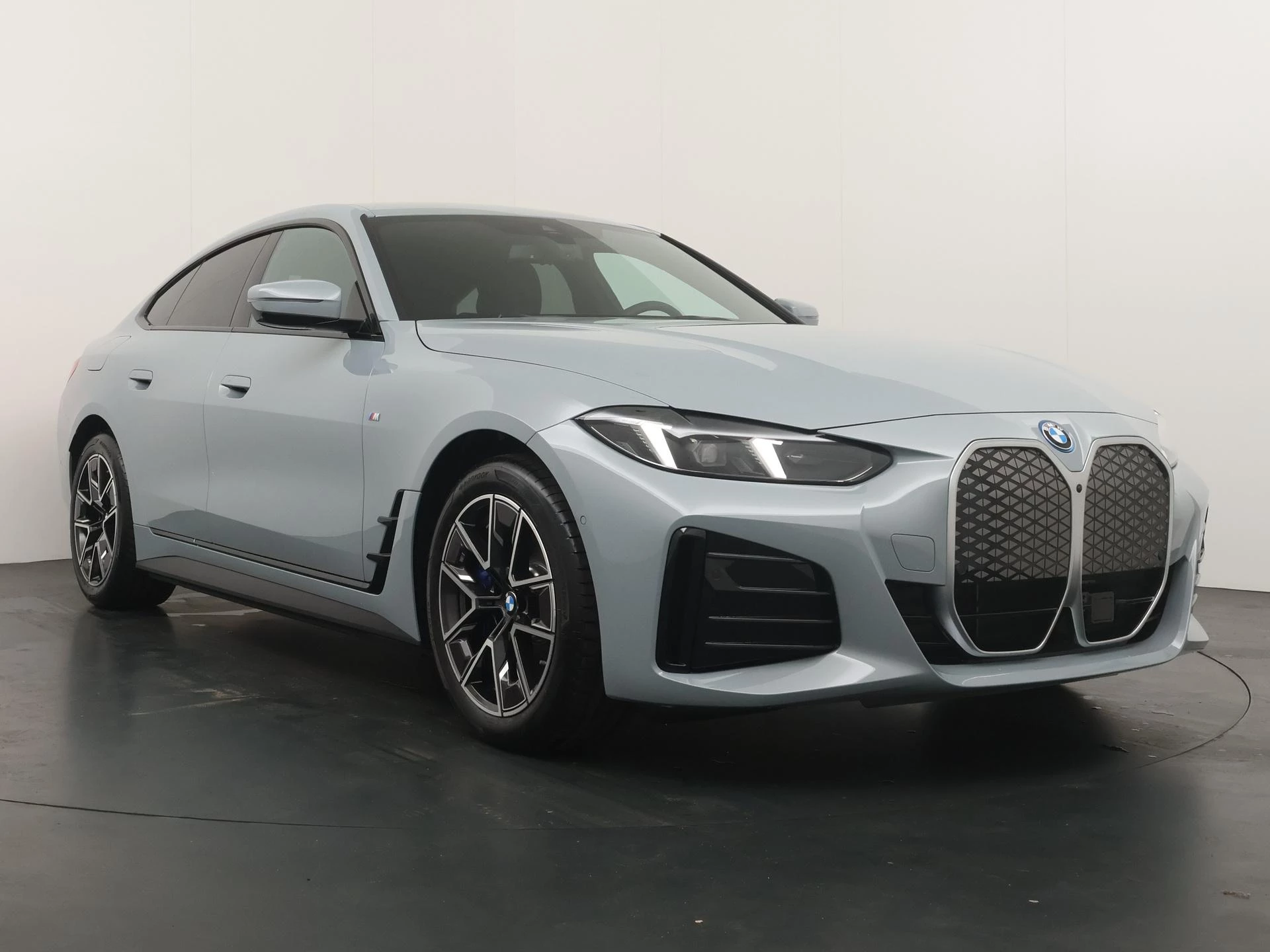 Hoofdafbeelding BMW i4