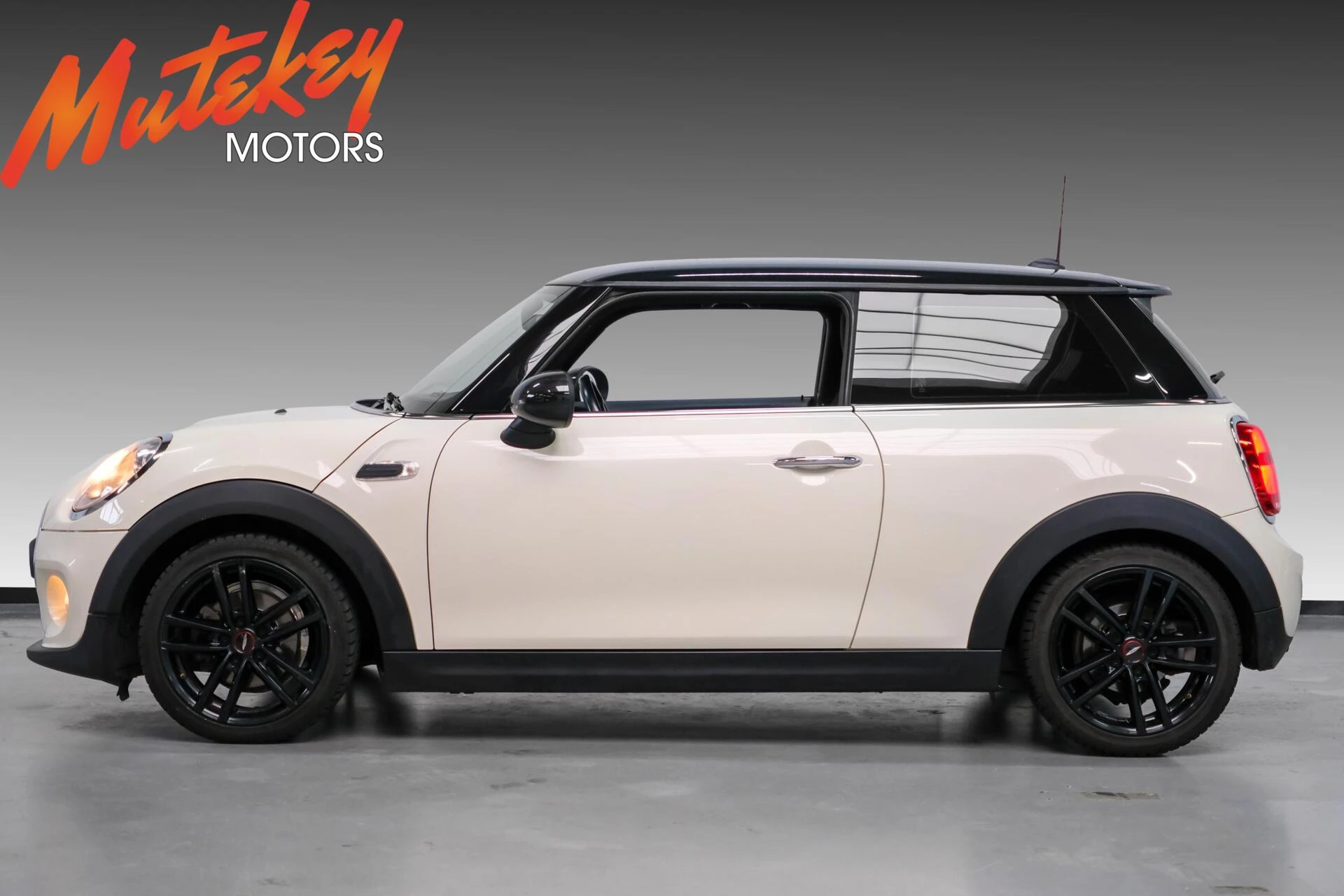 Hoofdafbeelding MINI One