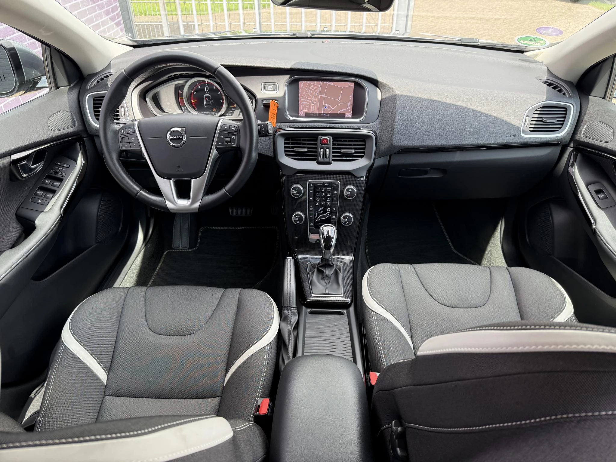 Hoofdafbeelding Volvo V40