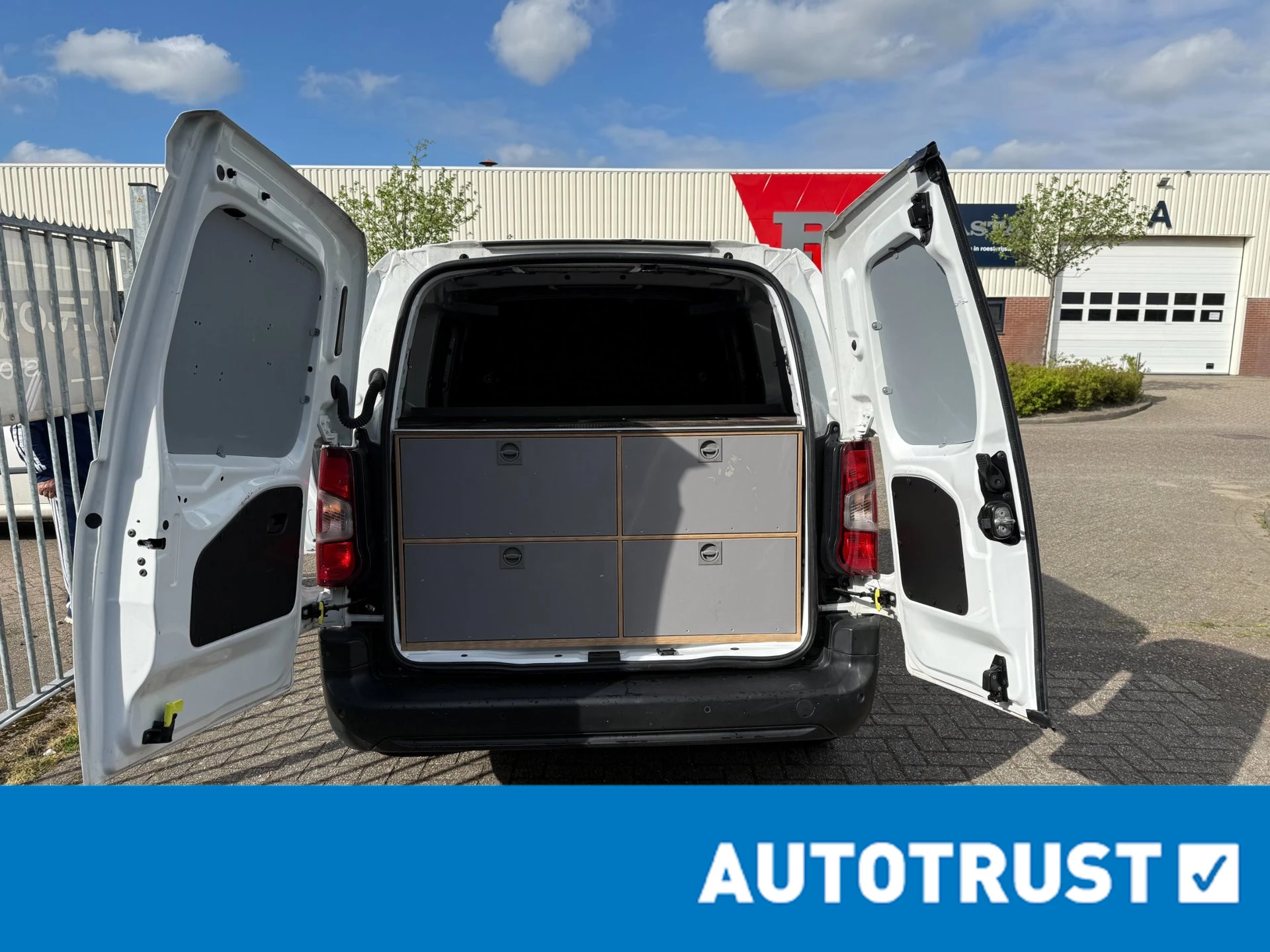 Hoofdafbeelding Opel Combo