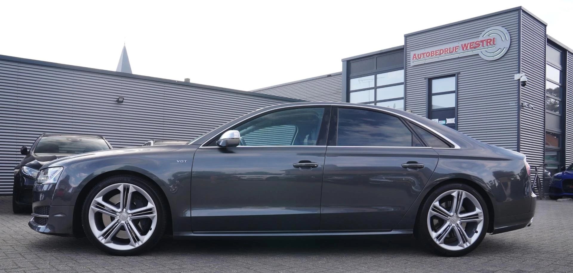 Hoofdafbeelding Audi S8