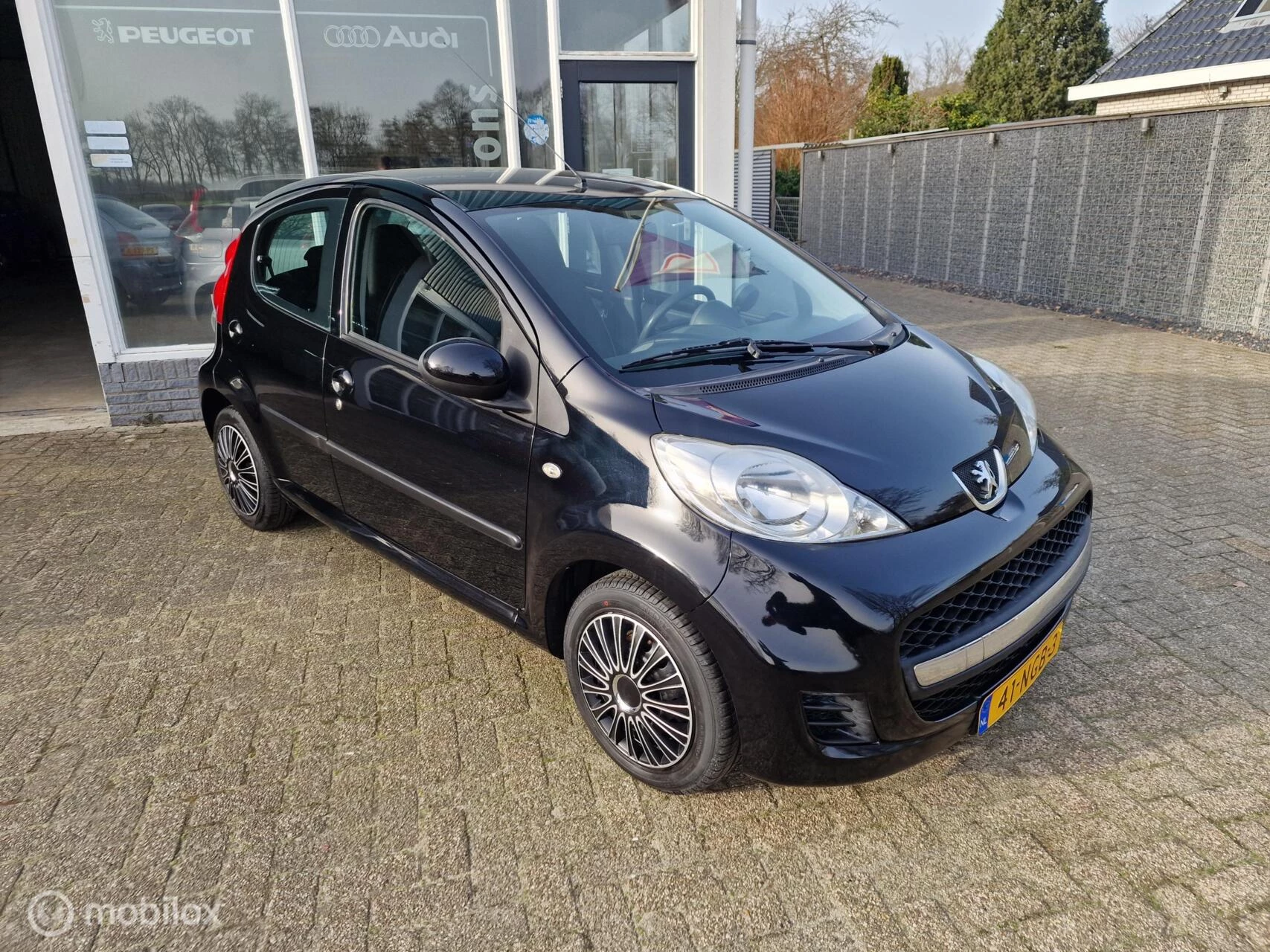 Hoofdafbeelding Peugeot 107