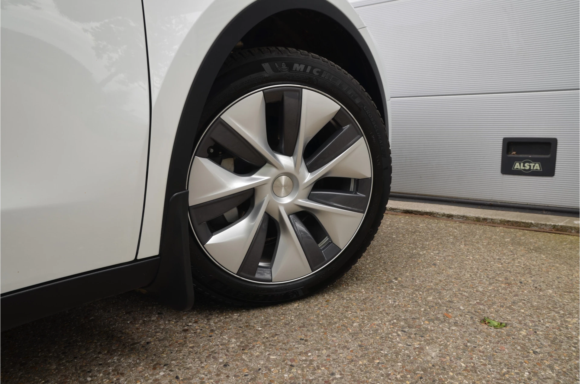 Hoofdafbeelding Tesla Model Y
