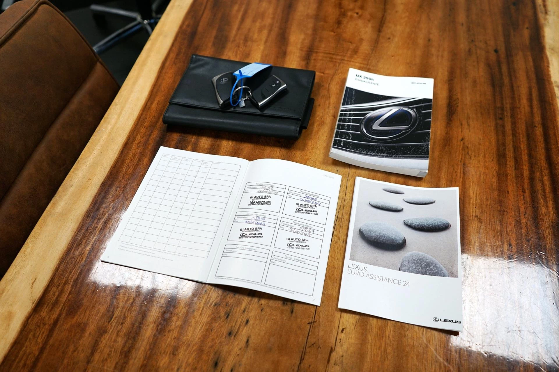 Hoofdafbeelding Lexus UX