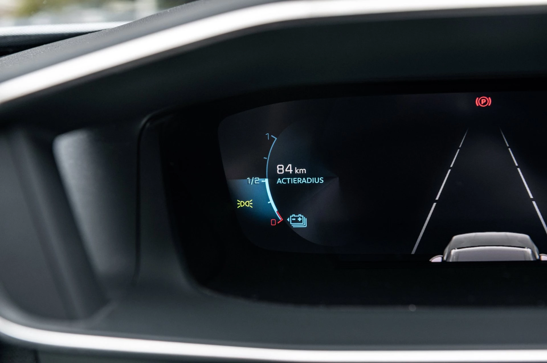 Hoofdafbeelding Peugeot e-2008