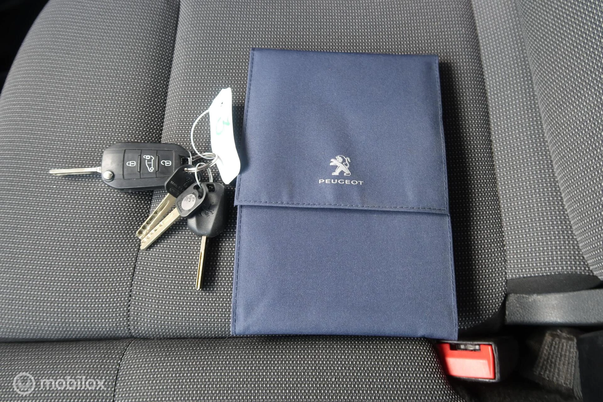 Hoofdafbeelding Peugeot Partner