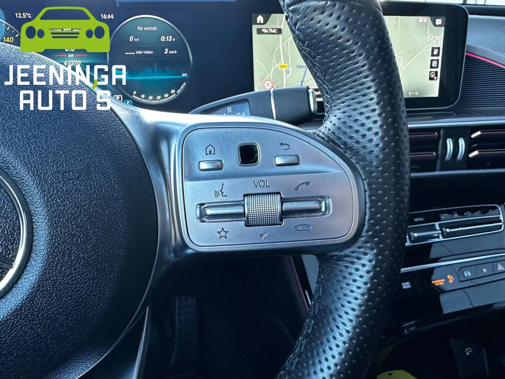 Hoofdafbeelding Mercedes-Benz EQC