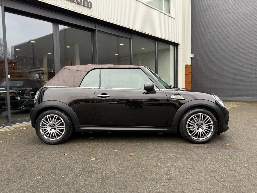 Hoofdafbeelding MINI Cabrio