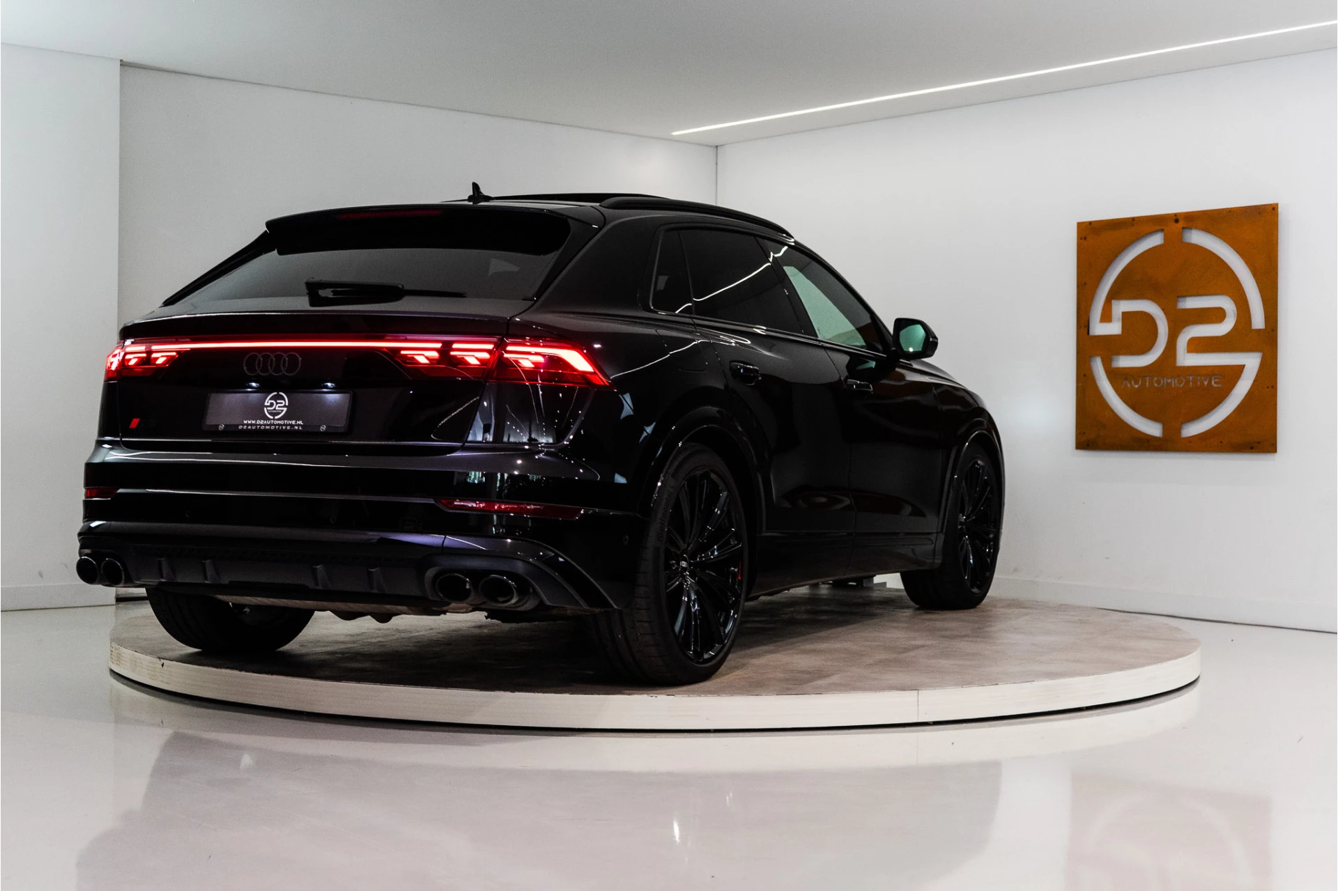 Hoofdafbeelding Audi Q8