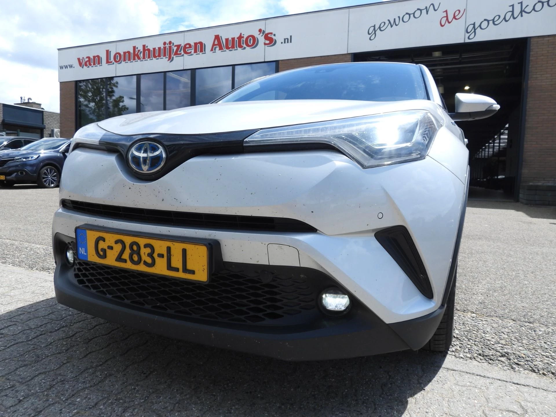 Hoofdafbeelding Toyota C-HR