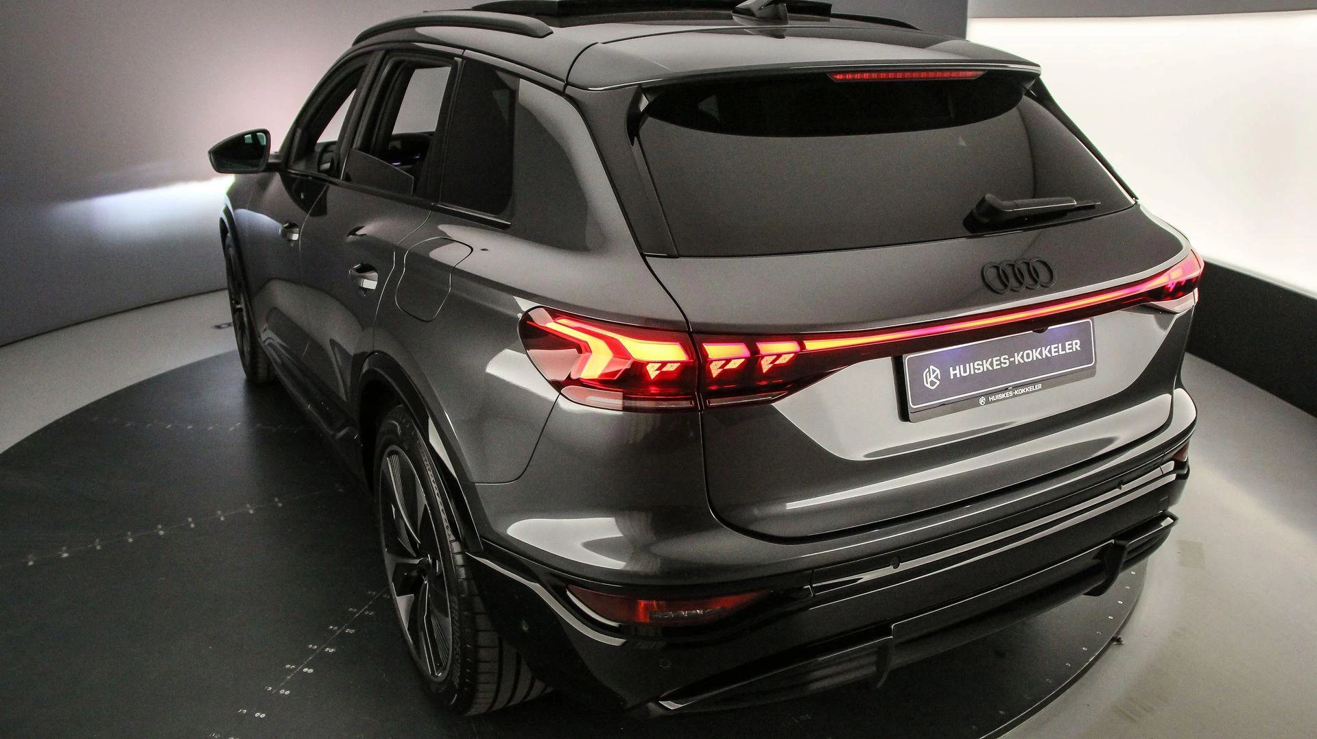 Hoofdafbeelding Audi Q6 e-tron