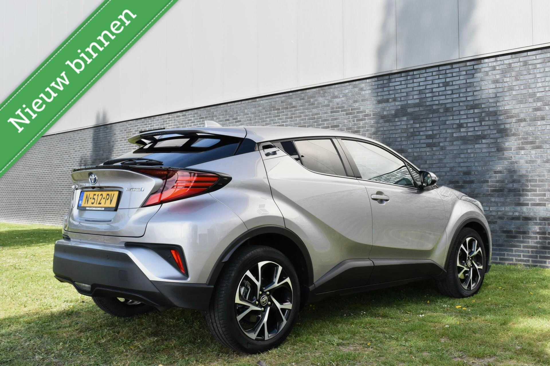 Hoofdafbeelding Toyota C-HR