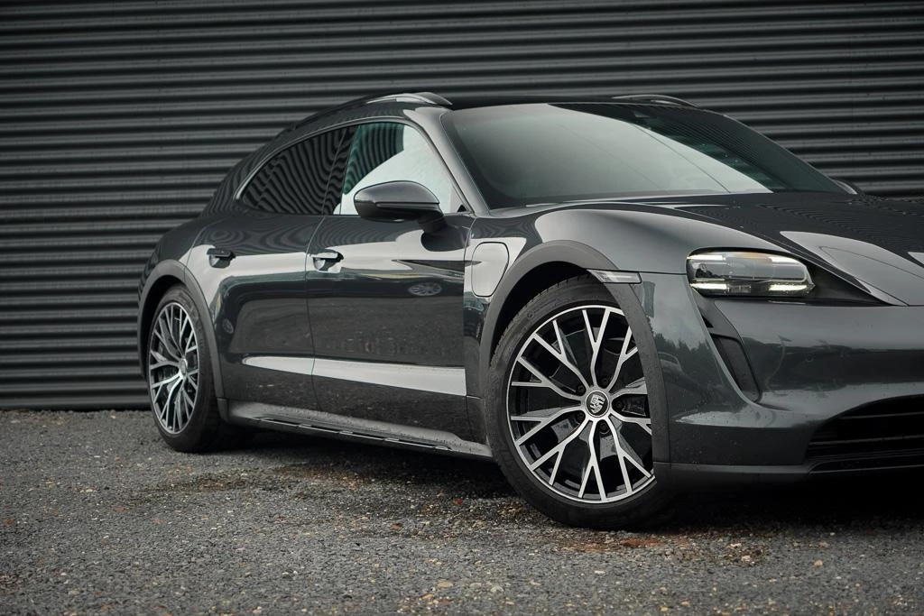 Hoofdafbeelding Porsche Taycan