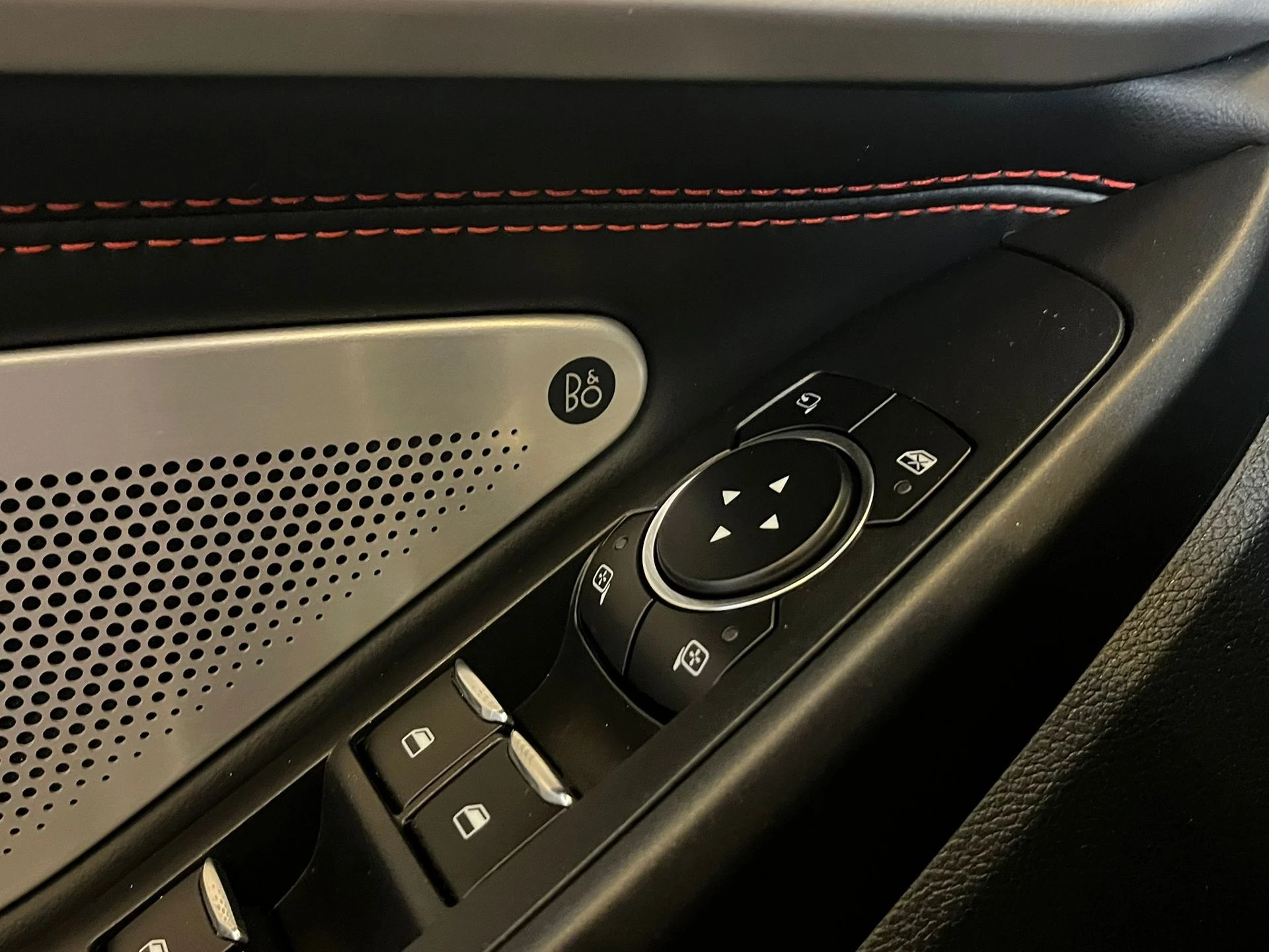 Hoofdafbeelding Ford Explorer