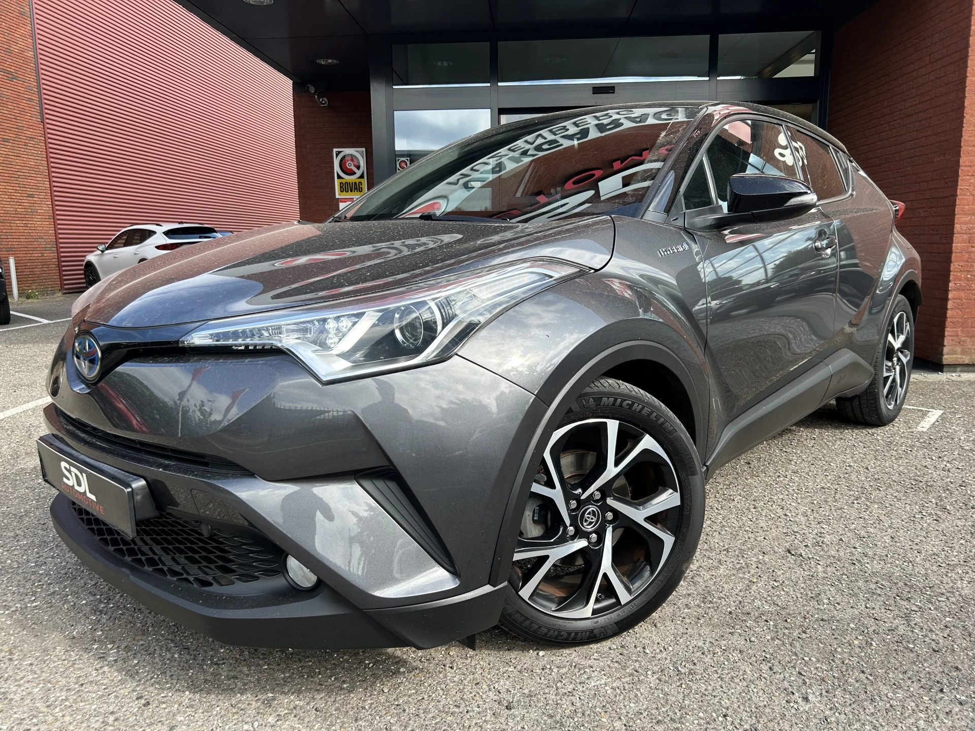 Hoofdafbeelding Toyota C-HR