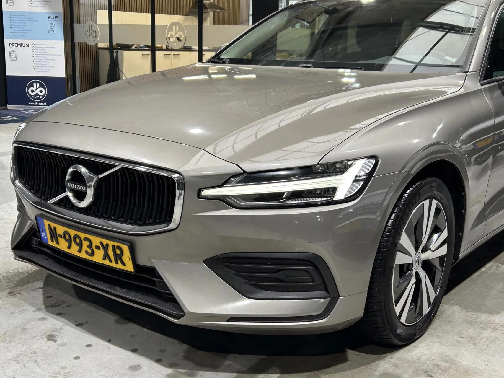 Hoofdafbeelding Volvo V60