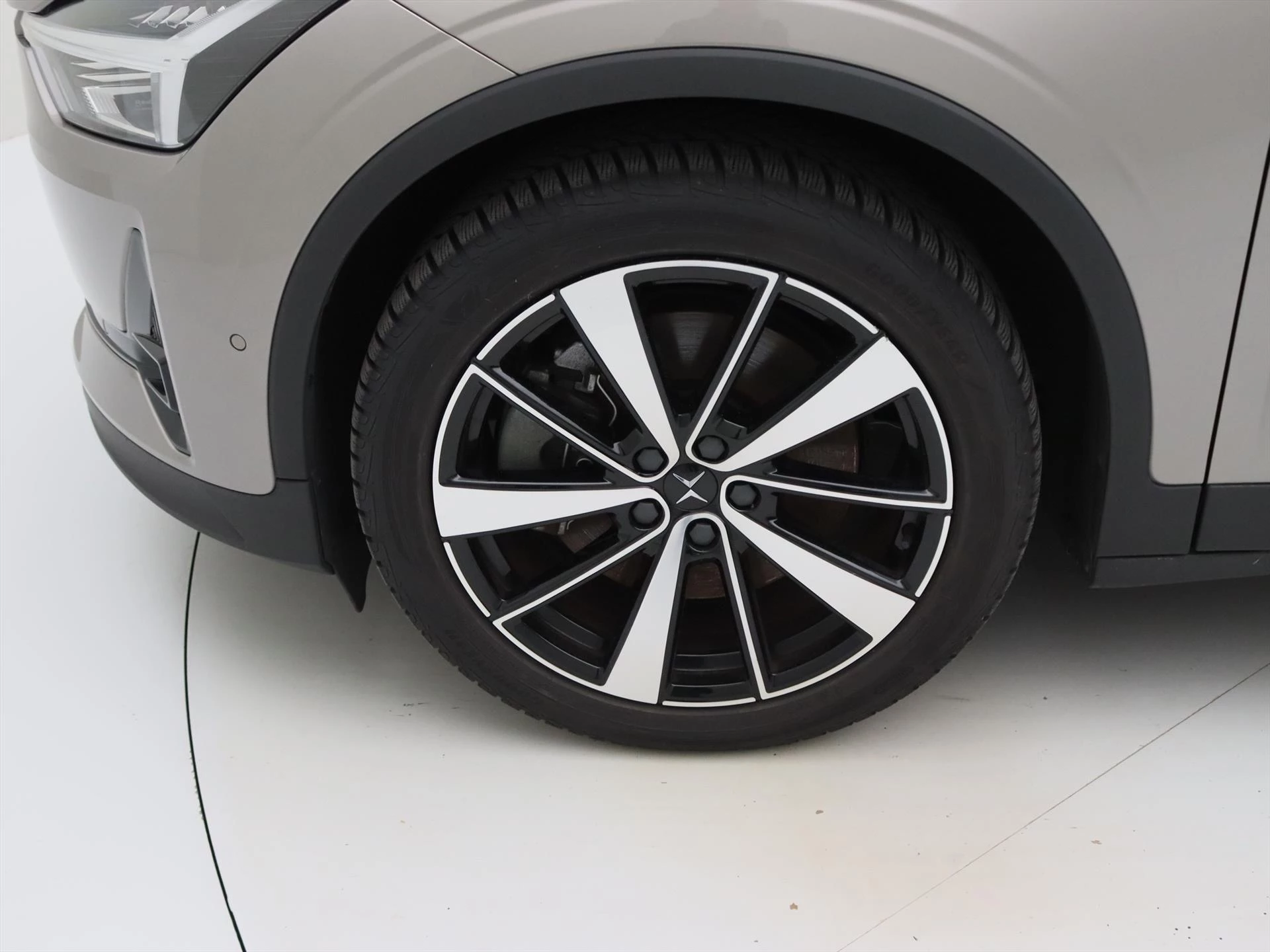 Hoofdafbeelding Polestar 2