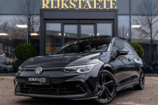 Hoofdafbeelding Volkswagen Golf Volkswagen Golf 2.0 TSI R-Line|PANO|ACC|SFEERVERL.|CAMERA