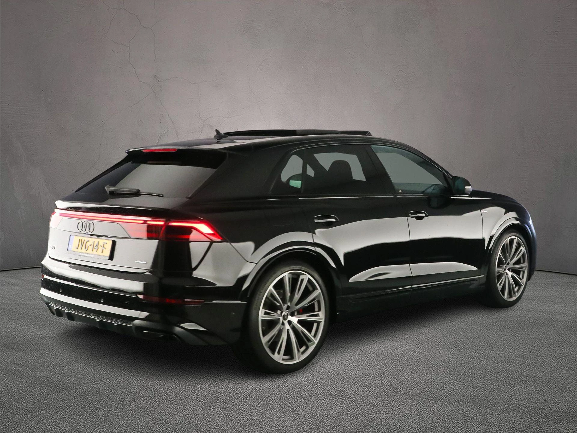 Hoofdafbeelding Audi Q8